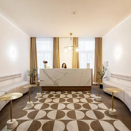 La Maison Parliament By Bqa Couette-café 3*